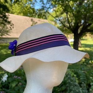 Vintage Betmar Cloche Sun Hat Wavy Lightweight Cream Cap Purple ribbon NWT